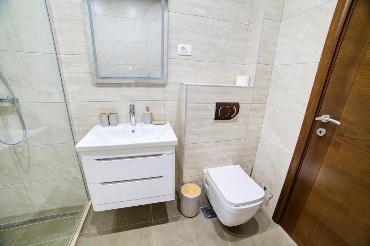 Villa Jelena With Private Pool - Lapcici Budva Kültér fotó