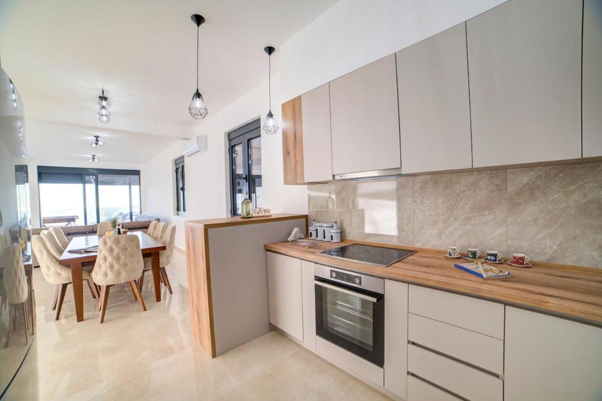 Villa Jelena With Private Pool - Lapcici Budva Kültér fotó
