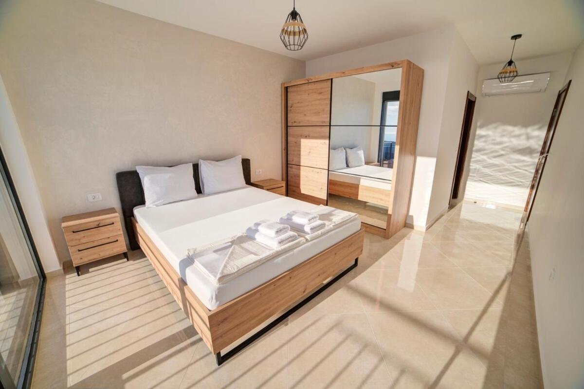 Villa Jelena With Private Pool - Lapcici Budva Kültér fotó