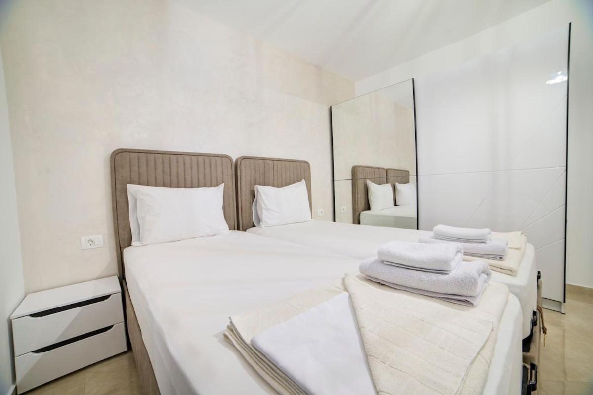 Villa Jelena With Private Pool - Lapcici Budva Kültér fotó